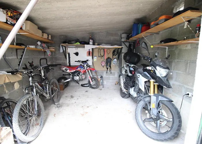 3 Chambres - Tres Grand Jardin Privee - Terrasse Privee - Garage Velo Et Moto - Parking Voiture Privee Dans La Propriete - Gere Par Presta-Zen\'Services